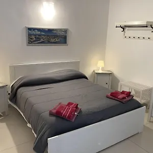 Aurora Apartament Bari