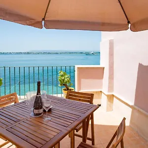 Apartamento Maniace, Syracuse